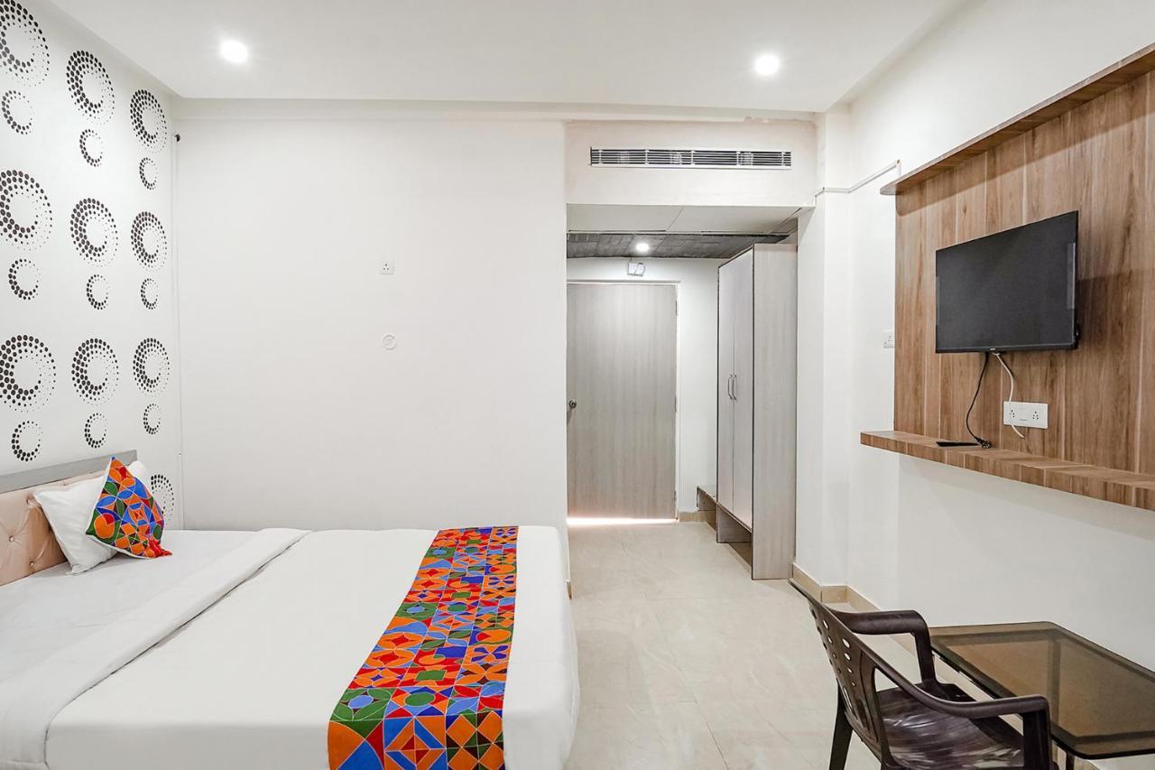 Fabhotel Siddhi Varanasi Exteriör bild